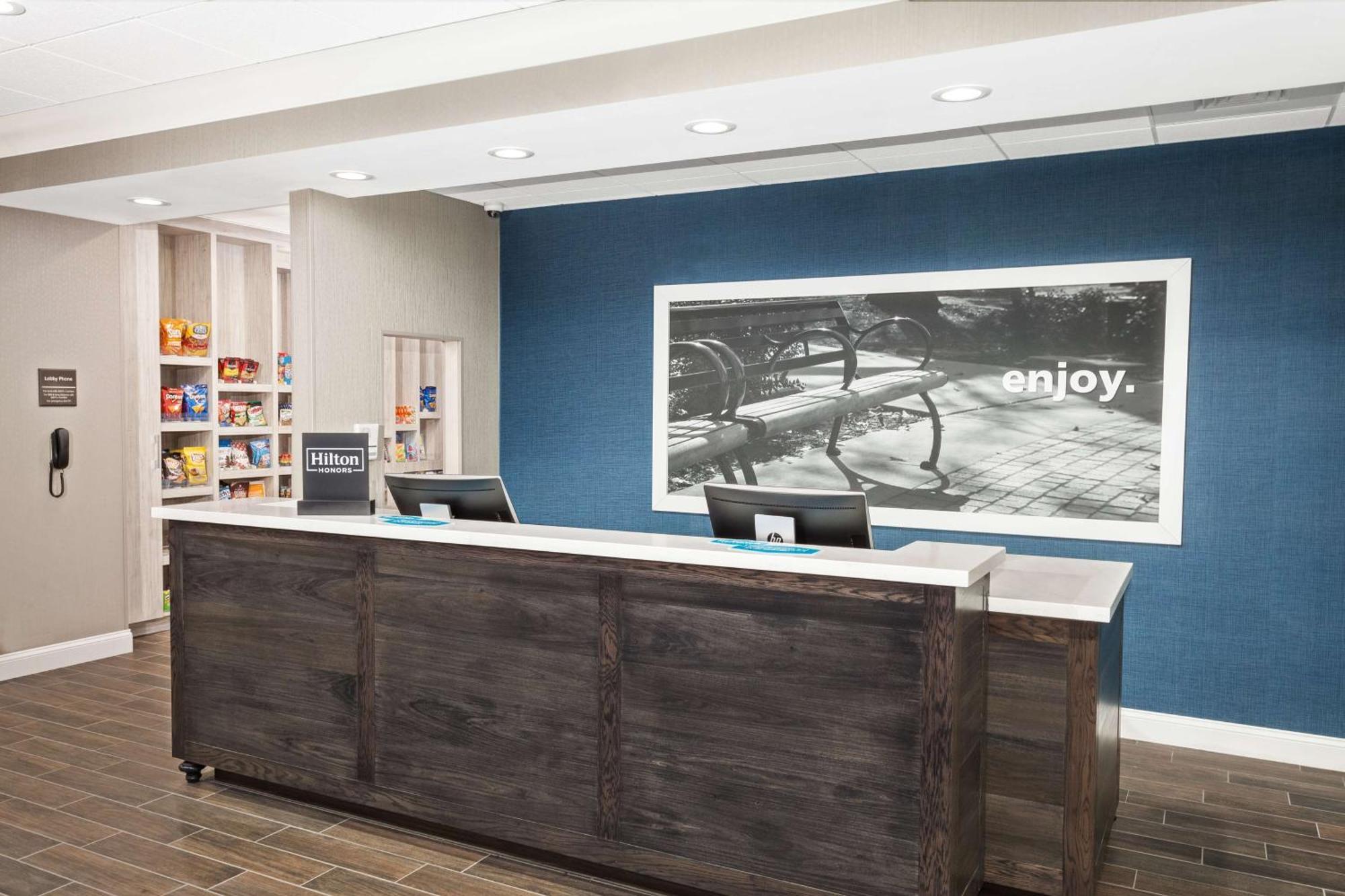 Hampton Inn Kennebunk Kennebunkport Me Exterior photo